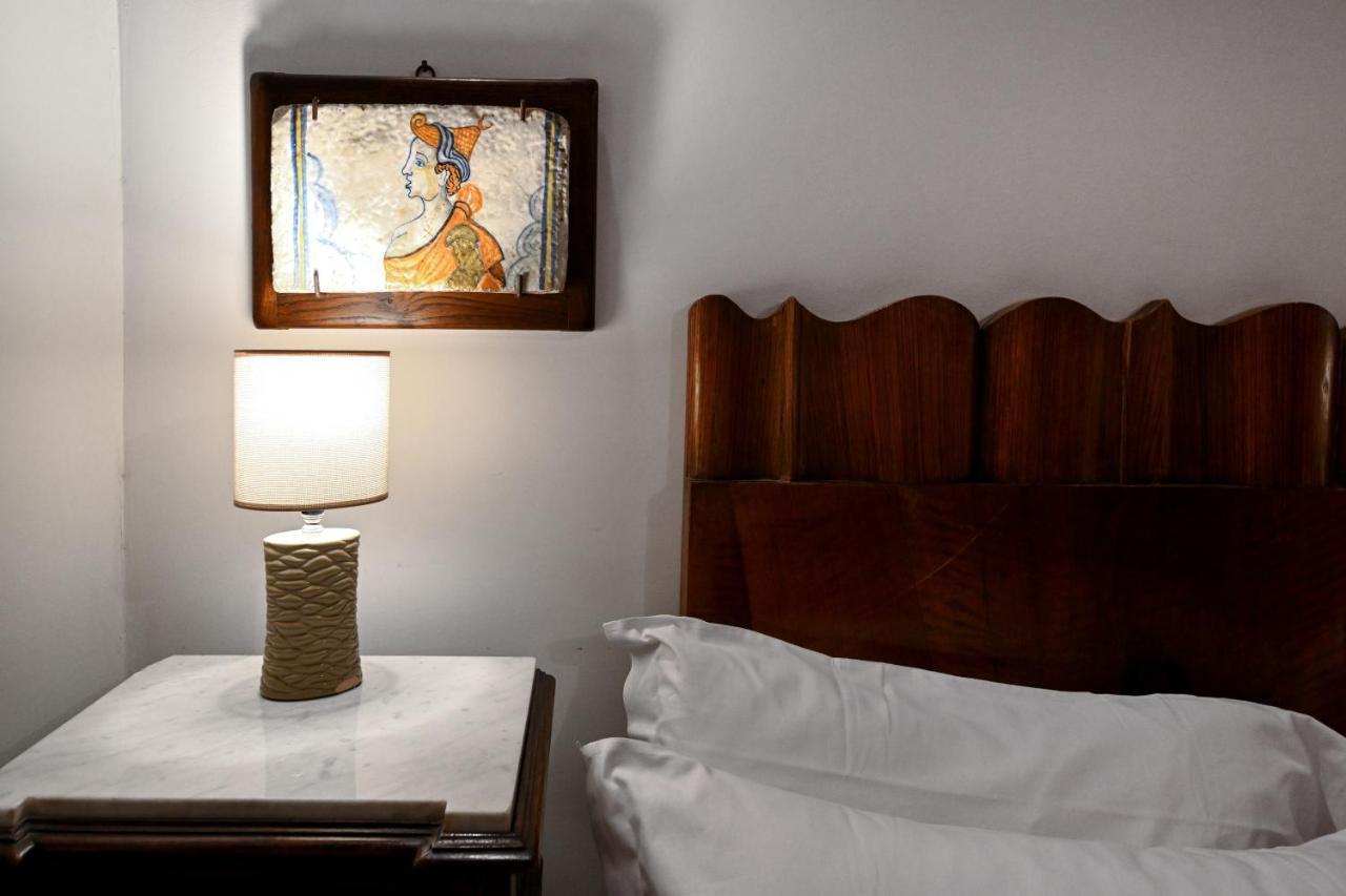 Guest house Vicolo Dell'aquila - Residenze Romanae Rome