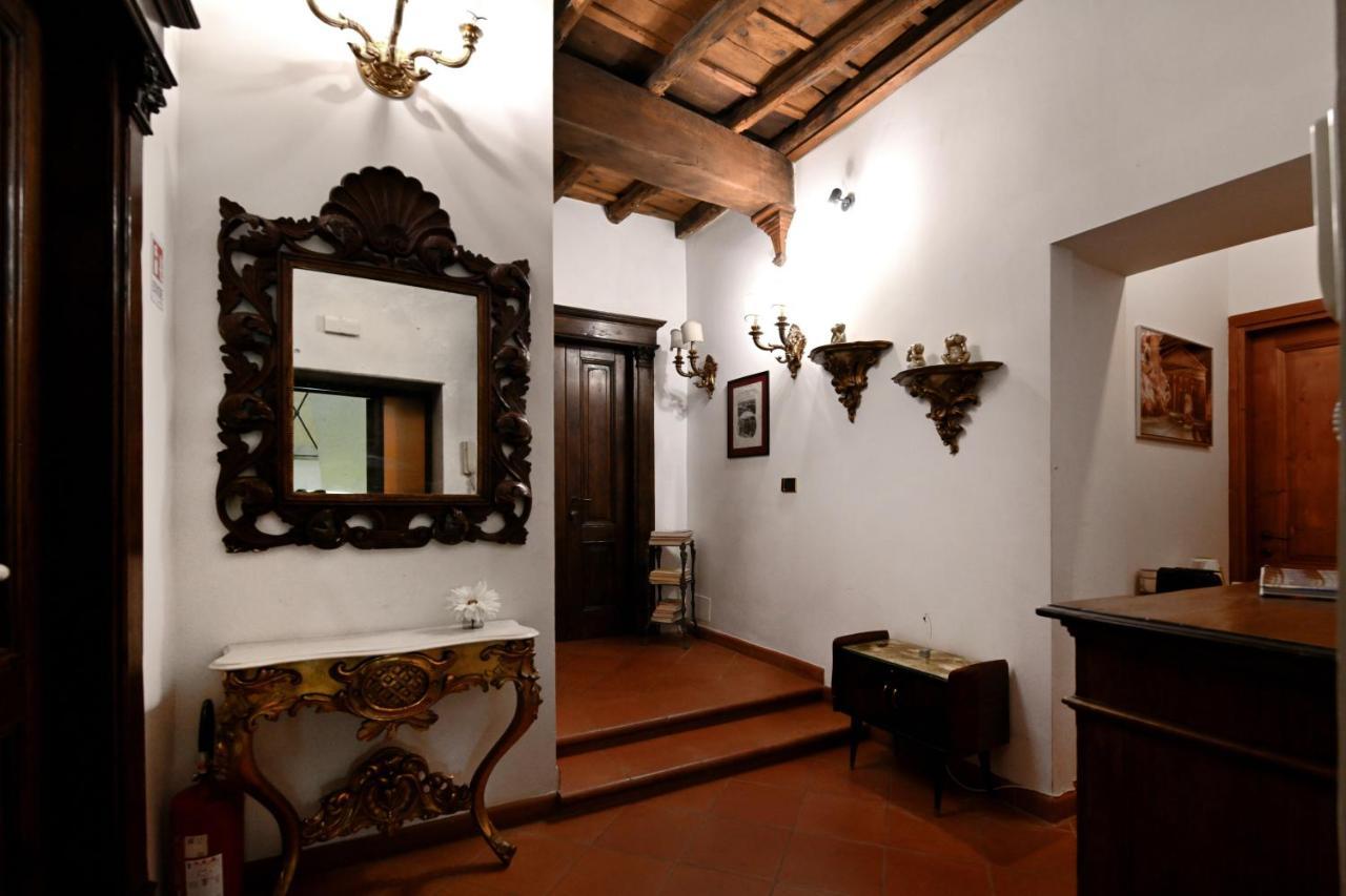 Vicolo Dell'aquila - Residenze Romanae Rome