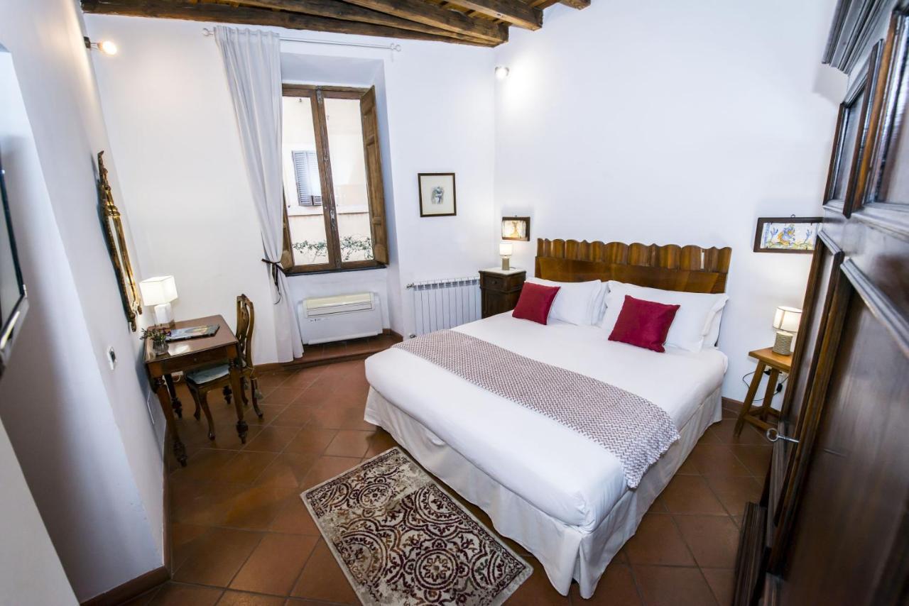 Vicolo Dell'aquila - Residenze Romanae * Rome