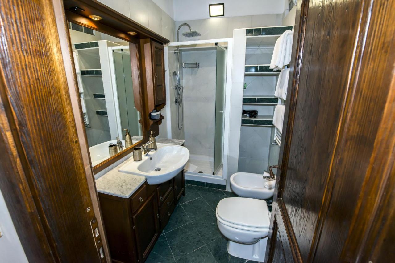 Vicolo Dell'aquila - Residenze Romanae Guest house